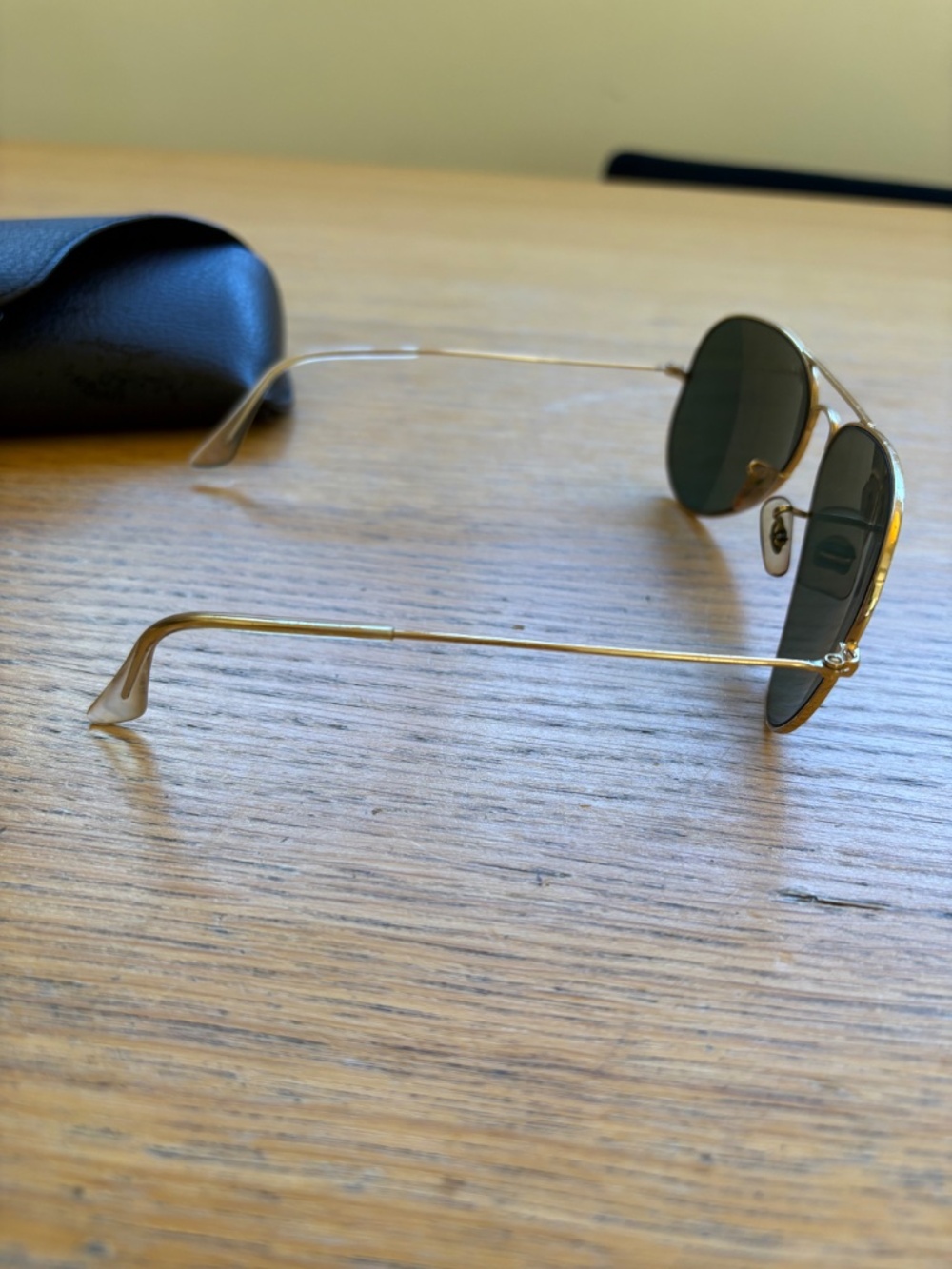 Ray-Ban aviator gold frame - Picture 5 of 8